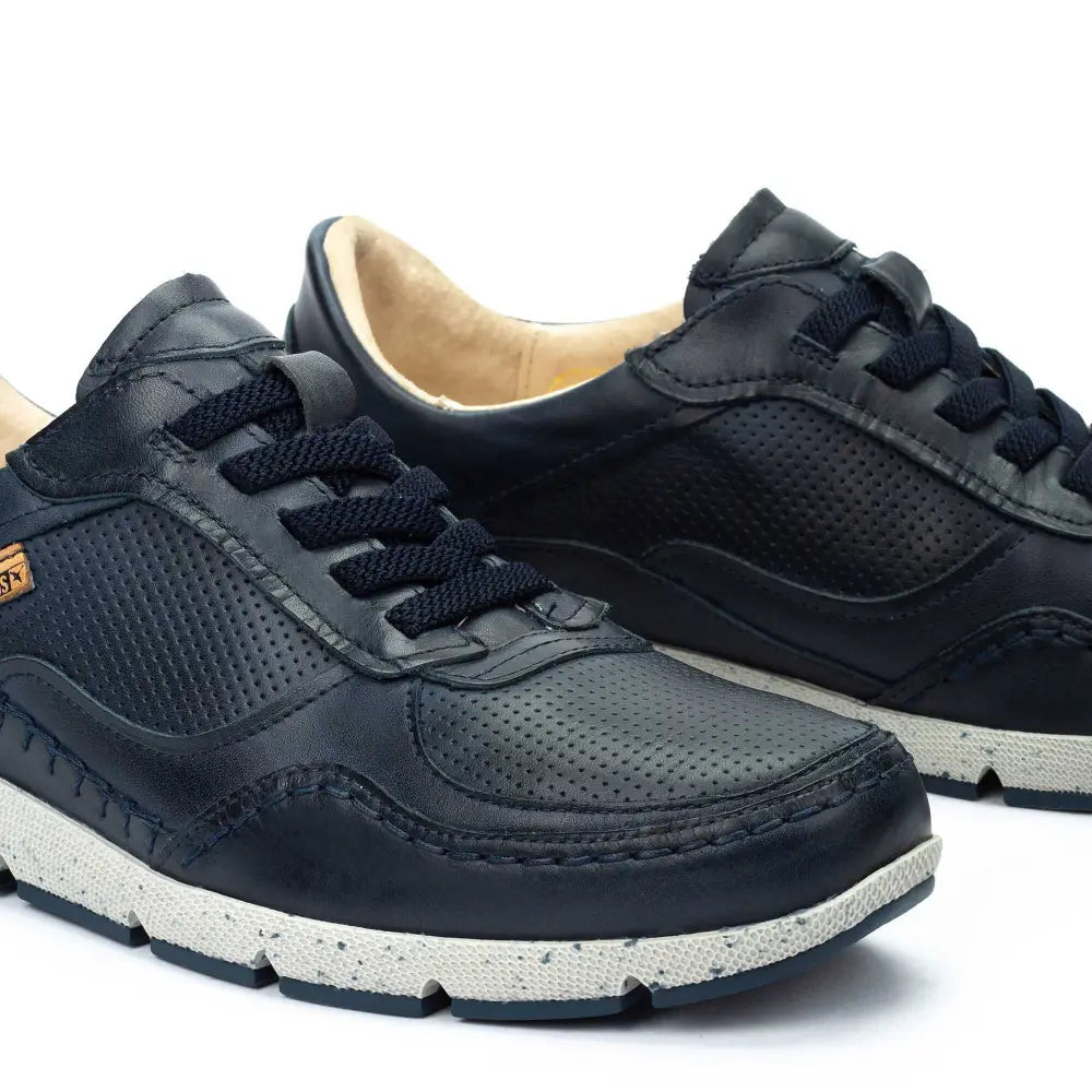 FUENCARRALMen's elasticated trainers
