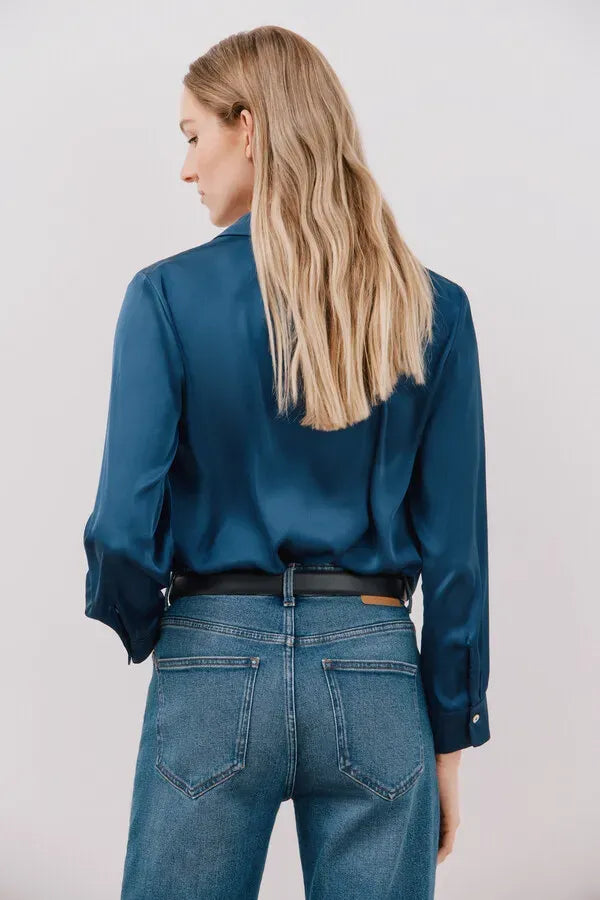 Blusa satinada manga larga