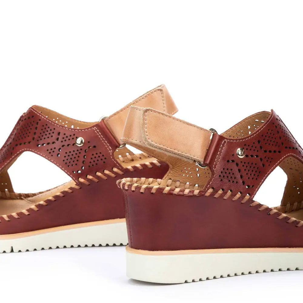 AGUADULCEWomen's wedge sandals with extra lightweight sole