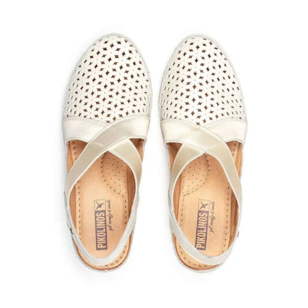 BENIDORMcrossed semiopen wedges