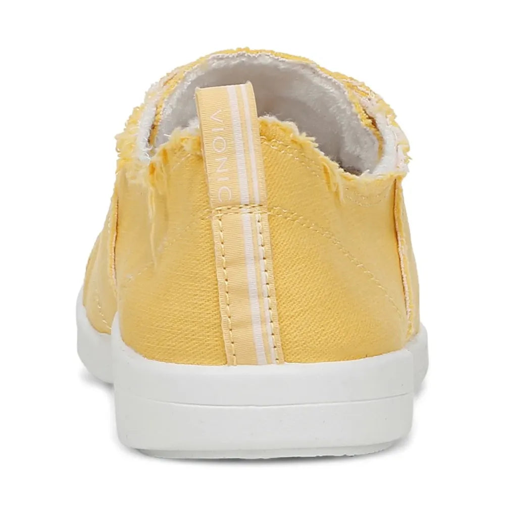Beach Pismo Casual Sneaker: Canvas