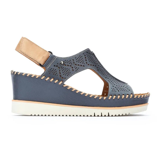 AGUADULCEWomen’s velcro wedges