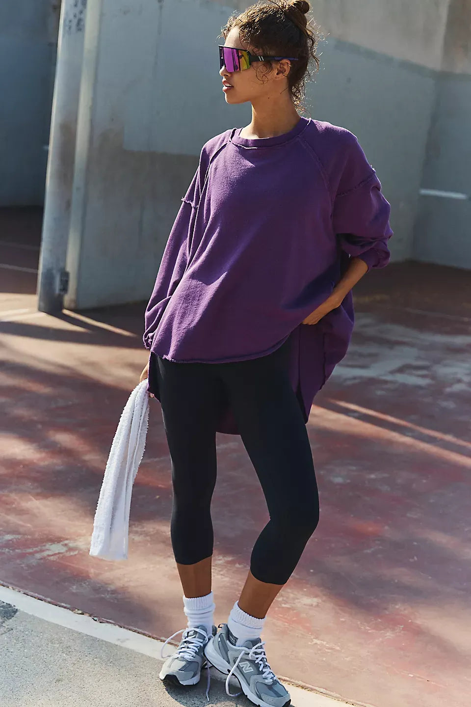 One To Beat Pullover