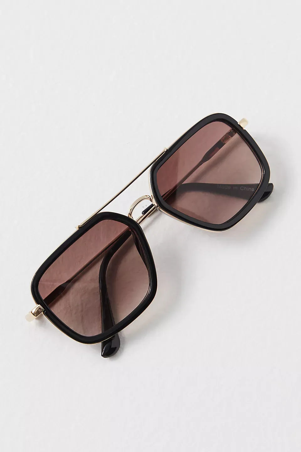 Luna Classic Aviator Sunglasses
