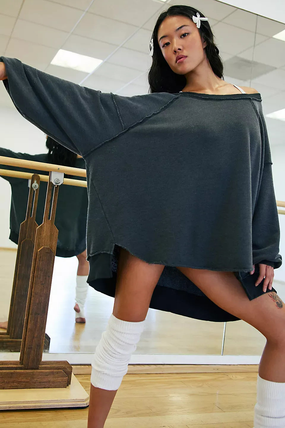 One To Beat Pullover