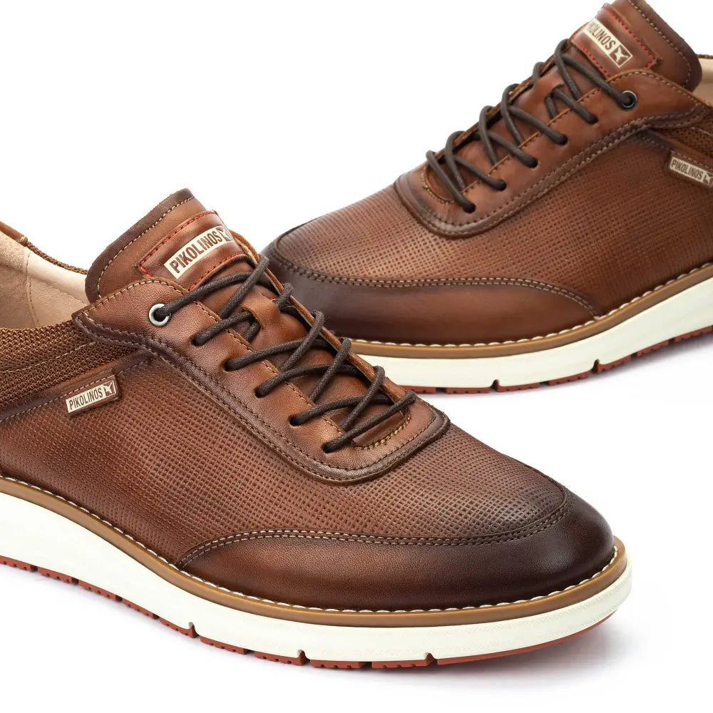 MANACORMen's lace-up trainers