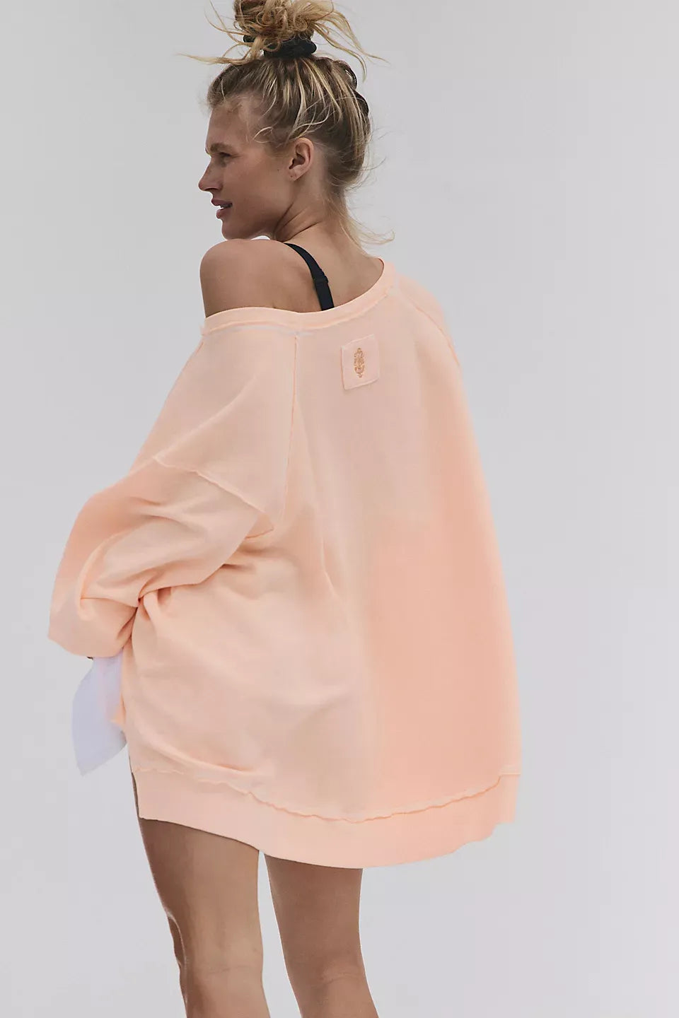 One To Beat Pullover