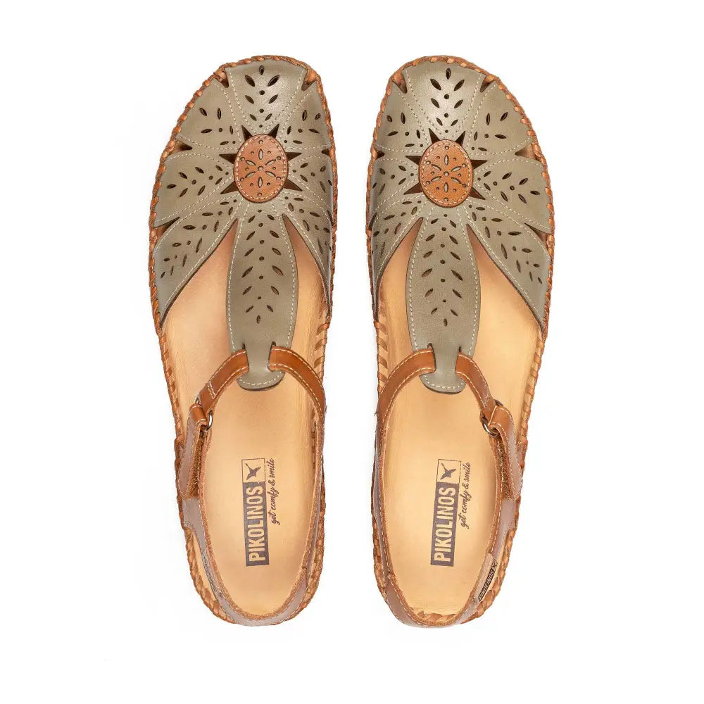 P. VALLARTAWomen's semi-open shoes with Velcro closure