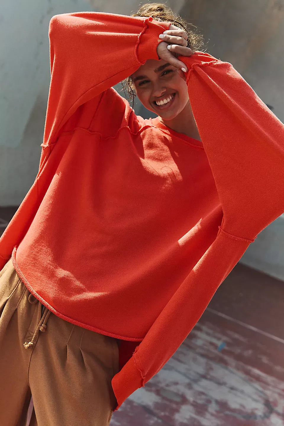 One To Beat Pullover