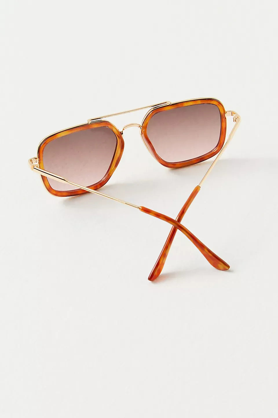 Luna Classic Aviator Sunglasses