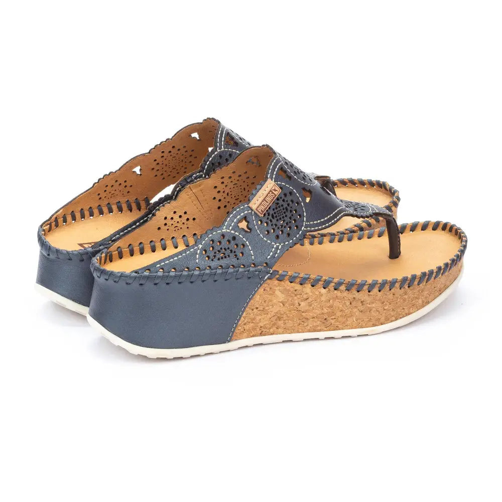 MARINAWomen’s blue punched leather sandals