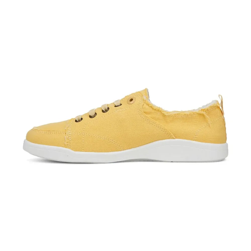 Beach Pismo Casual Sneaker: Canvas