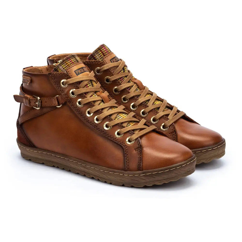 LAGOSWomen’s bootie trainers