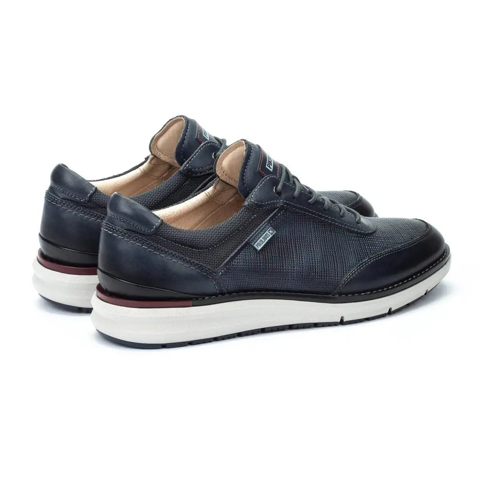 MANACORMen's lace-up trainers