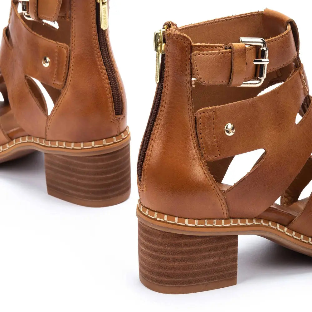 BLANESWomen's Roman sandals with heel