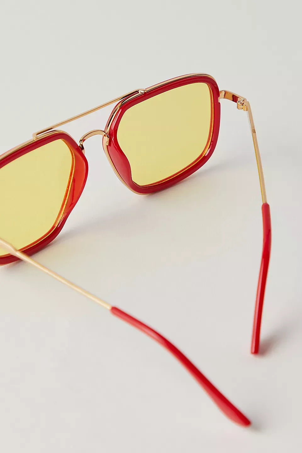 Luna Classic Aviator Sunglasses