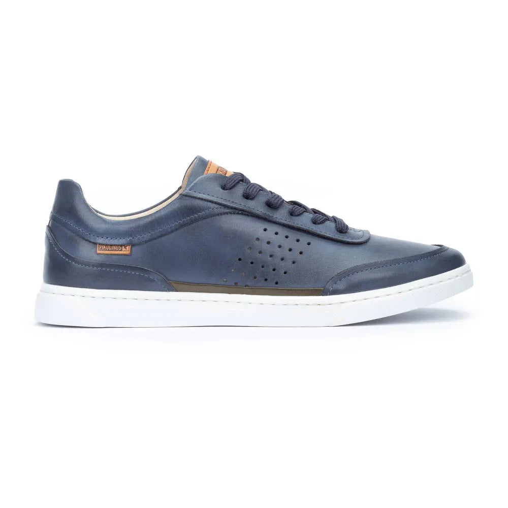 ALICANTEMen’s basic sneakers