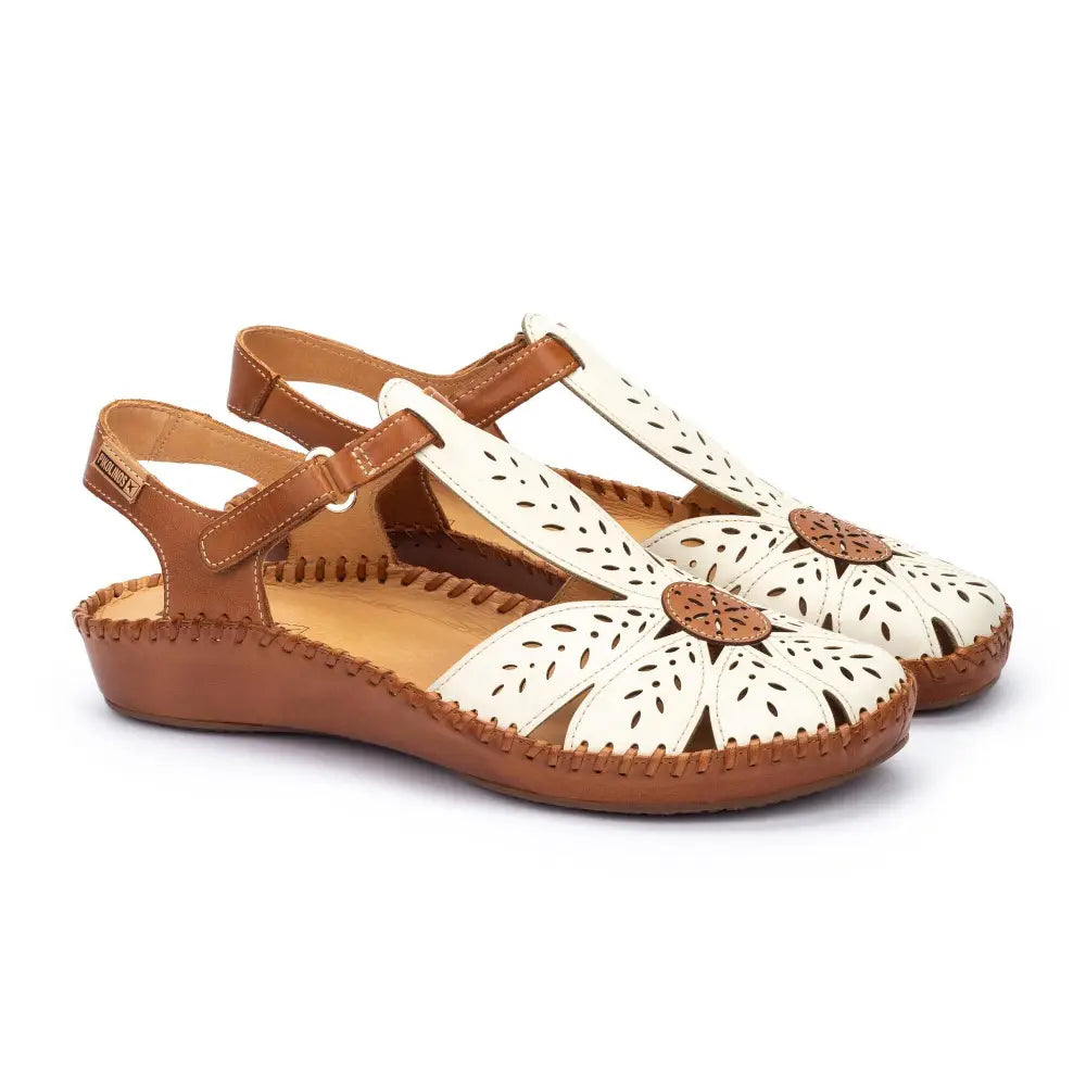 P. VALLARTAWomen's semi-open shoes with Velcro closure