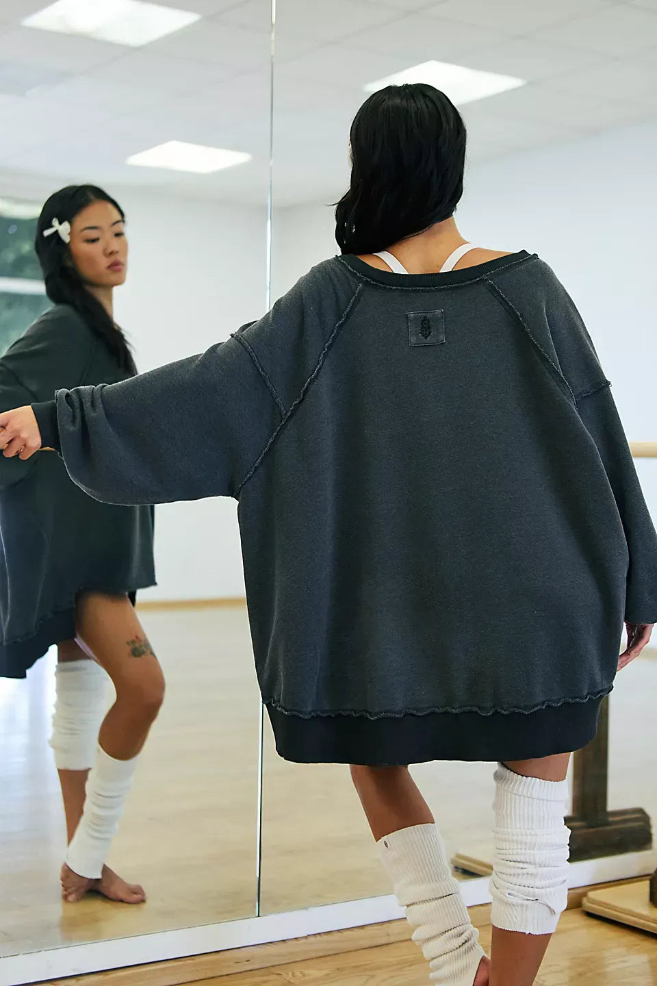 One To Beat Pullover