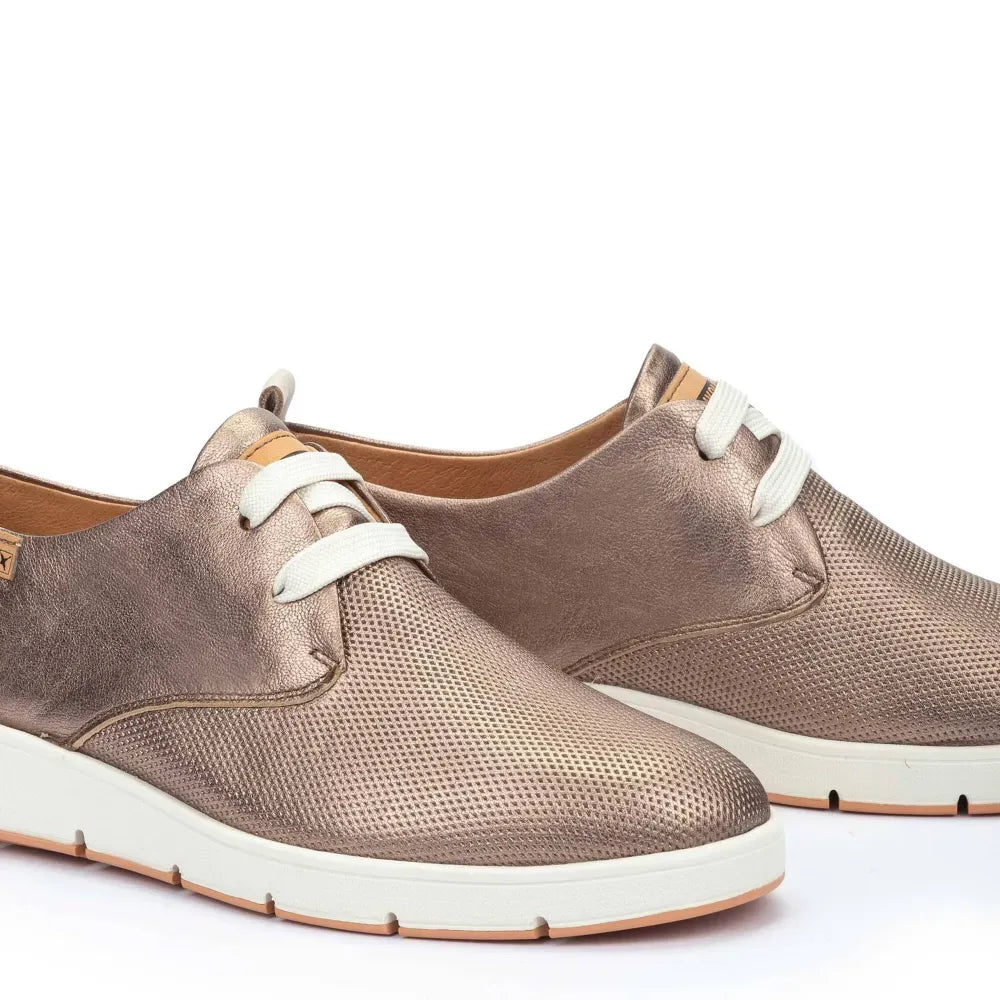 MADRID
Zapato plano con cordones para mujer