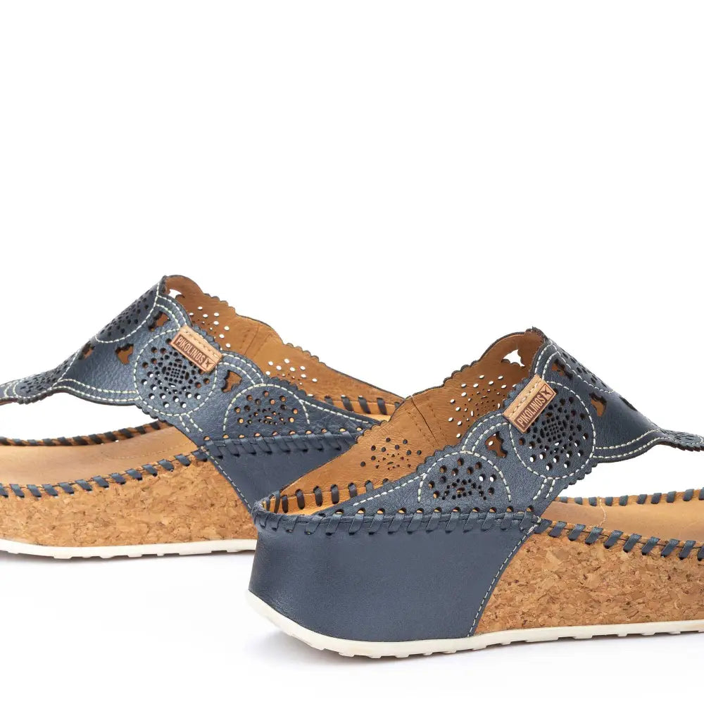 MARINAWomen’s blue punched leather sandals