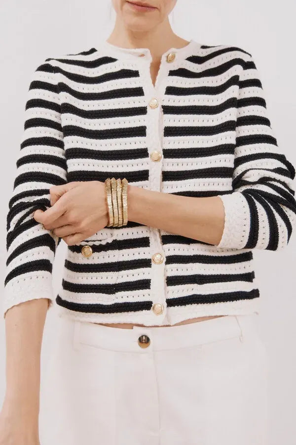Chaqueta corta botones