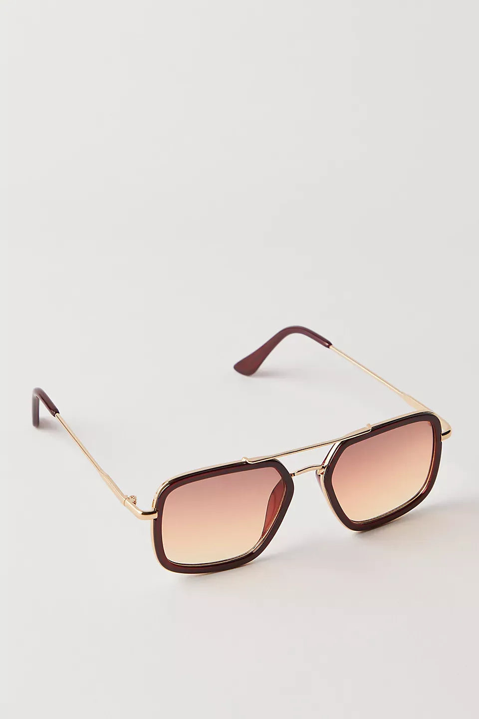 Luna Classic Aviator Sunglasses